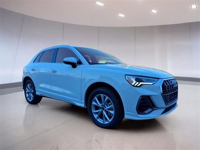 New 2025 Audi Q3 2.0T Premium