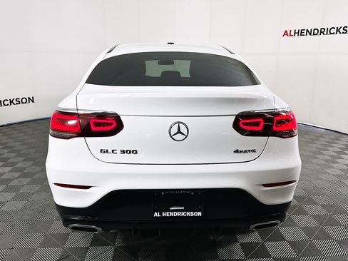 Used 2023 Mercedes-Benz GLC 300 4MATIC Coupe image 4