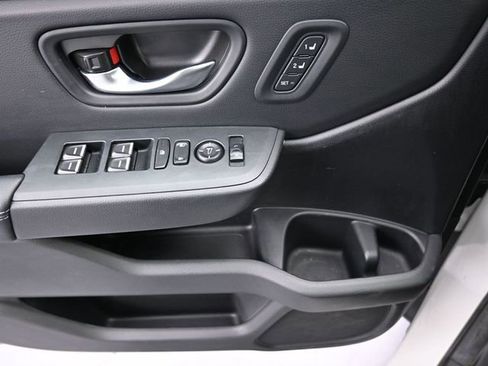 Used 2025 Honda Pilot Touring image 37