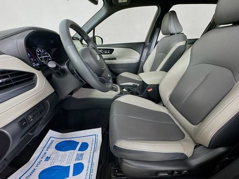 Used 2025 Subaru Forester Limited w/ Popular Package #2 AWD/4WD image 26