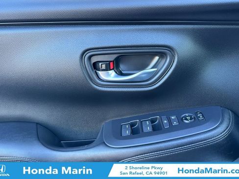 Certified 2025 Honda HR-V LX image 14