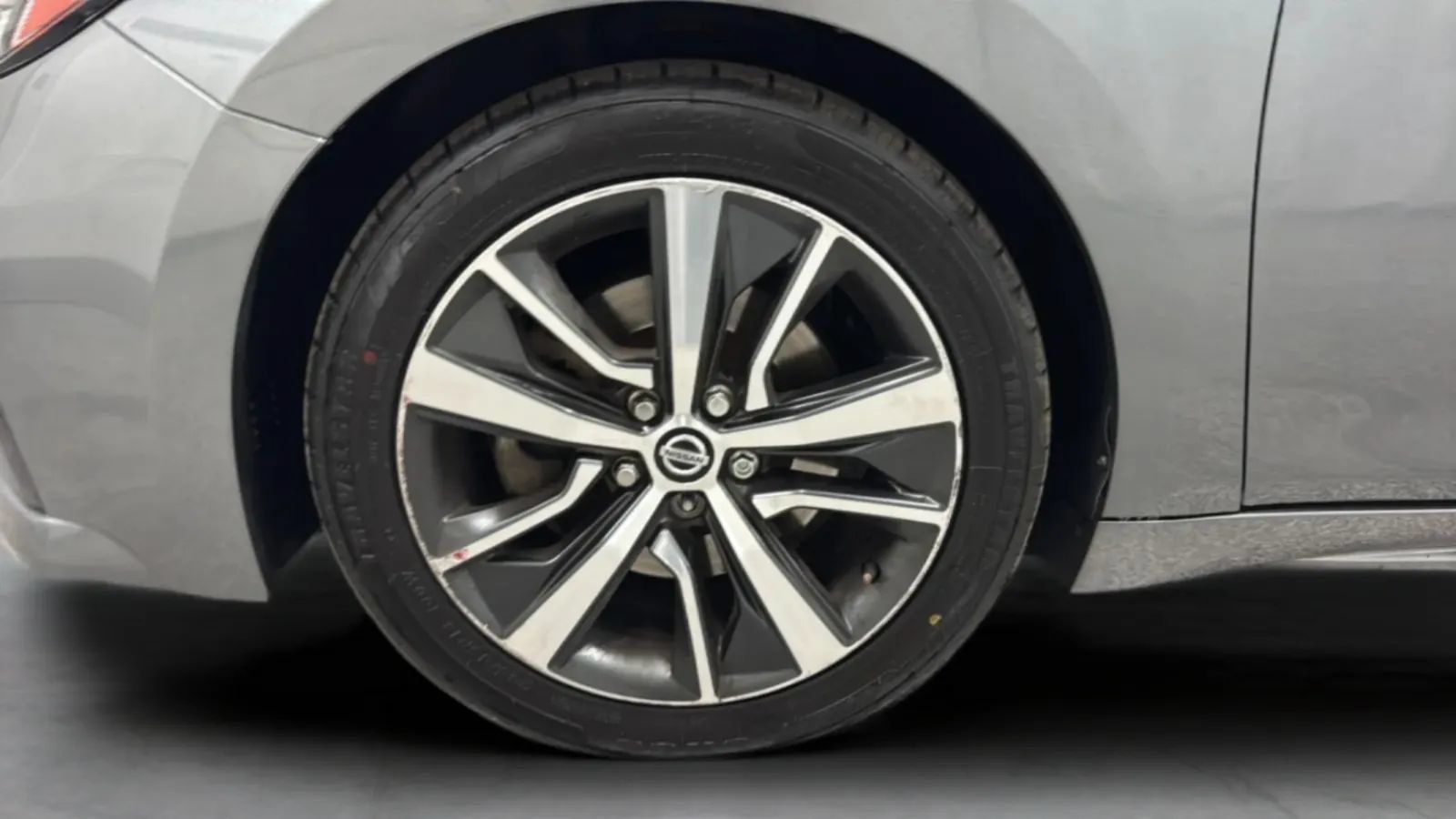 Used 2019 Nissan Maxima 3.5 SV w/ Floor Mat Group FWD image 26