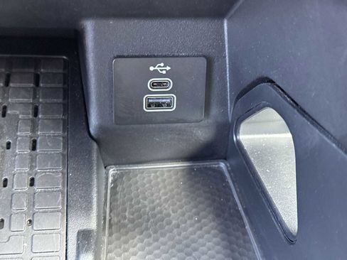 Used 2025 Ford Ranger XLT RWD image 29