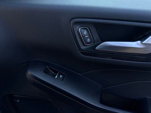 Used 2025 Ford Escape ST-Line image 15