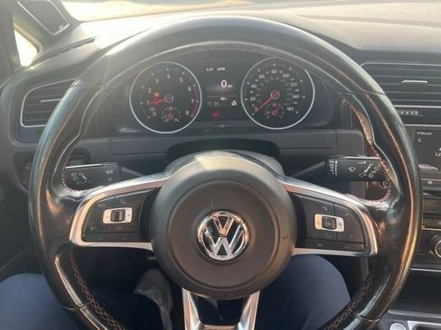 Used 2016 Volkswagen GTI SE FWD image 31