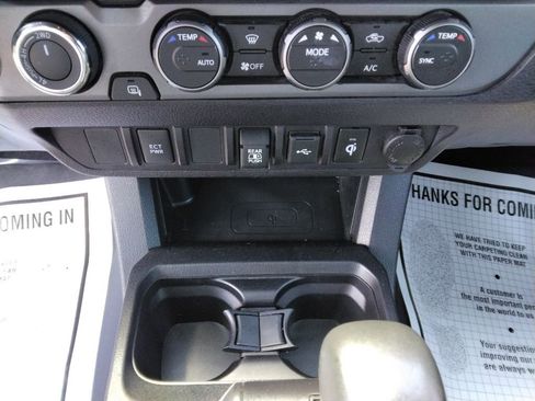 Used 2023 Toyota Tacoma TRD Off-Road AWD/4WD image 14