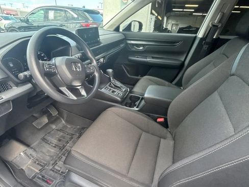 Used 2023 Honda CR-V EX image 11