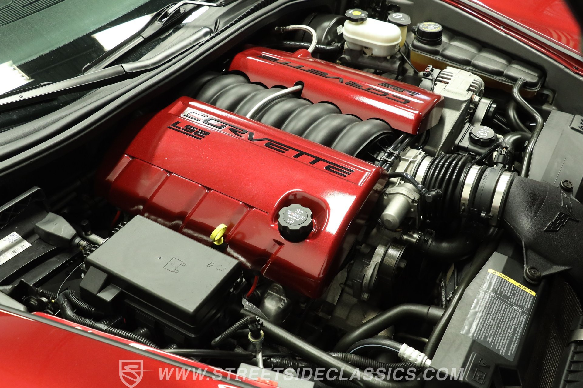 Used 2005 Chevrolet Corvette Coupe w/ Preferred Equipment Group RWD image 32