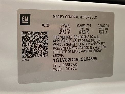 Used 2020 Chevrolet Corvette Stingray Premium Cpe w/ 3LT Preferred Equipment Group image 32