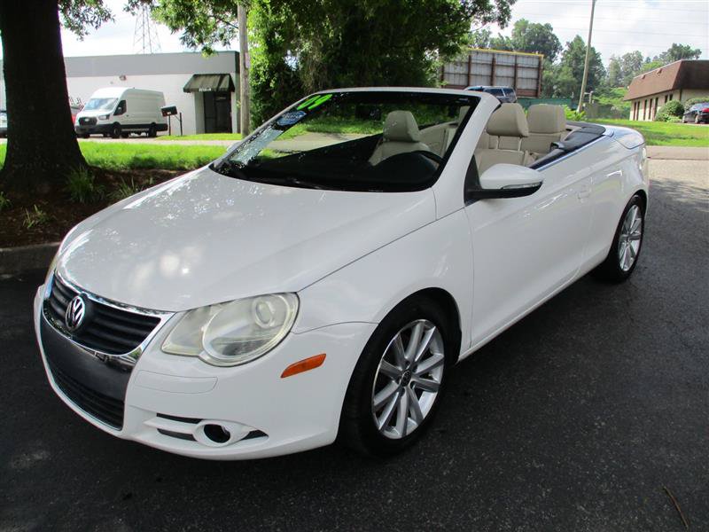 Used 2009 Volkswagen Eos Komfort FWD image 3