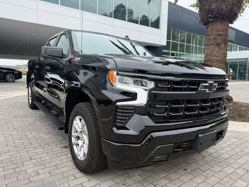 Used 2024 Chevrolet Silverado 1500 RST image 7