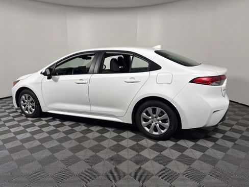 Used 2024 Toyota Corolla LE FWD image 13