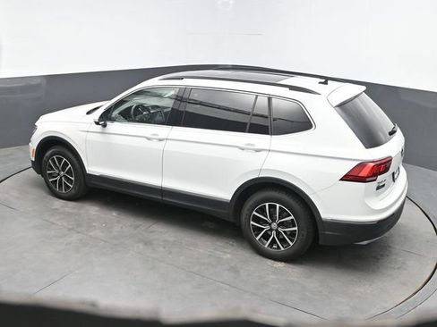Used 2021 Volkswagen Tiguan SE w/ Panoramic Sunroof Package AWD/4WD image 31