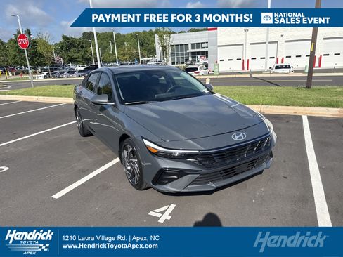 Used 2024 Hyundai Elantra Limited FWD image 1