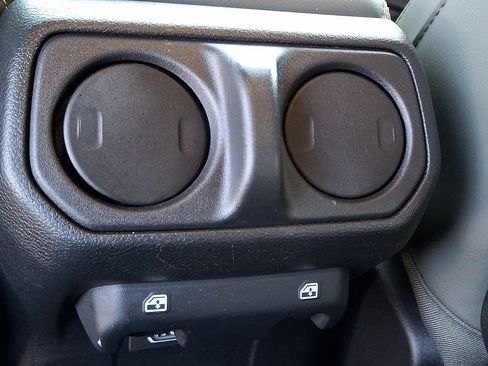 Used 2024 Jeep Wrangler High Altitude AWD/4WD image 11