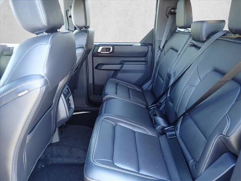 New 2026 Ford Bronco Outer Banks AWD/4WD image 9