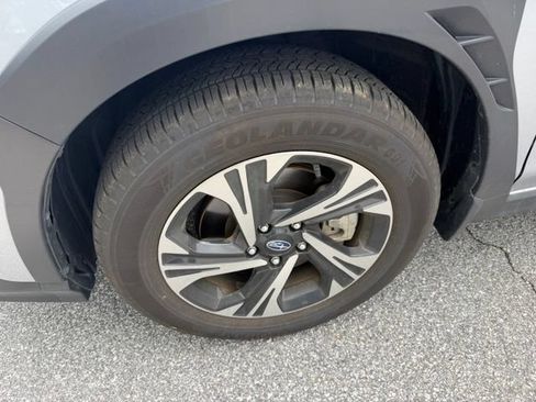 Used 2024 Subaru Crosstrek 2.0i Premium AWD/4WD image 9