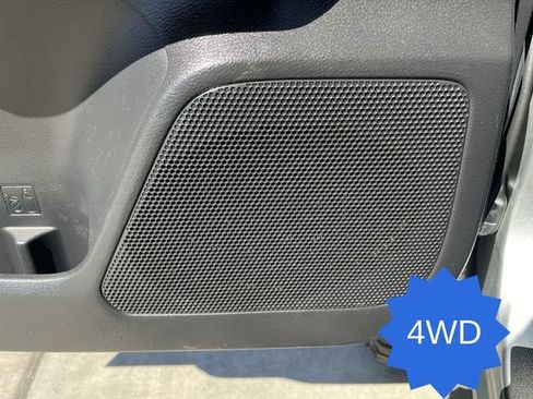 Used 2022 Toyota Tacoma SR AWD/4WD image 21