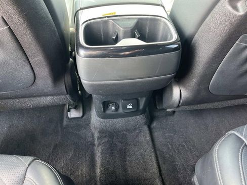 Used 2025 Kia Telluride SX Prestige X-Pro image 18