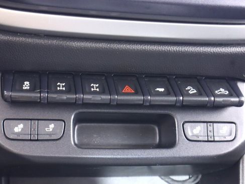 Used 2019 Chevrolet Colorado ZR2 AWD/4WD image 26