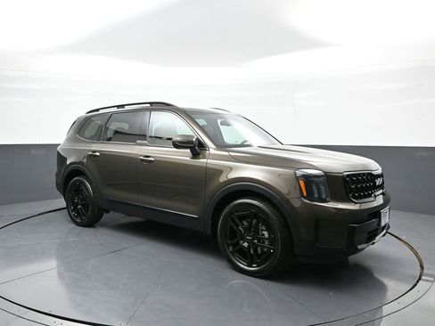 Certified 2024 Kia Telluride EX X-Line image 4
