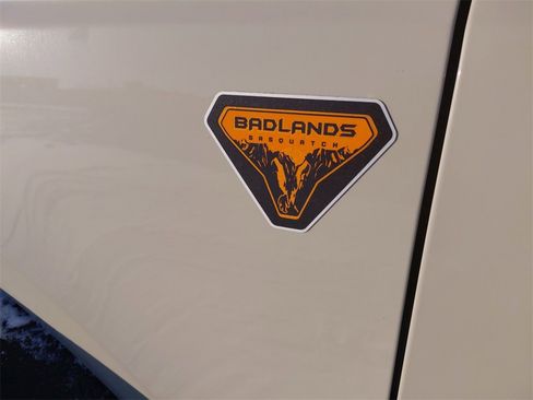 New 2025 Ford Bronco Badlands w/ Sasquatch Package image 24