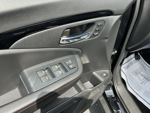 Used 2023 Honda Ridgeline Black Edition image 17