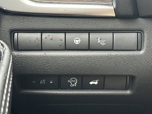 New 2026 Nissan Rogue Platinum w/ Platinum Premium Package AWD/4WD image 32