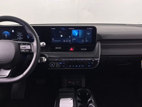 New 2026 Hyundai Ioniq 5 SEL RWD image 16