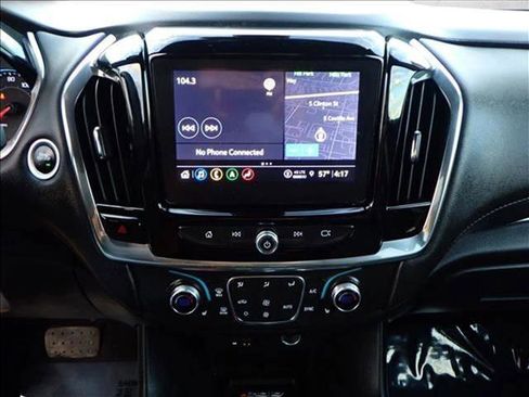 Used 2023 Chevrolet Traverse RS image 18