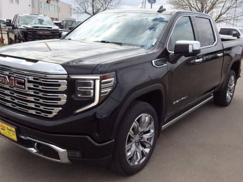 Certified 2024 GMC Sierra 1500 Denali AWD/4WD image 3