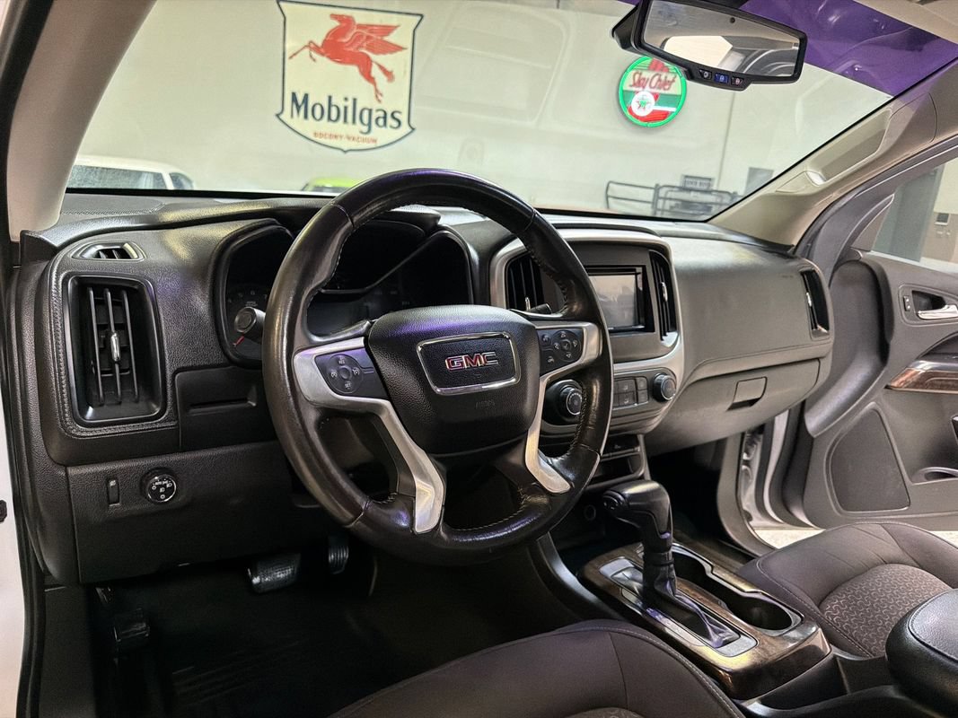 Used 2015 GMC Canyon SLE RWD image 26