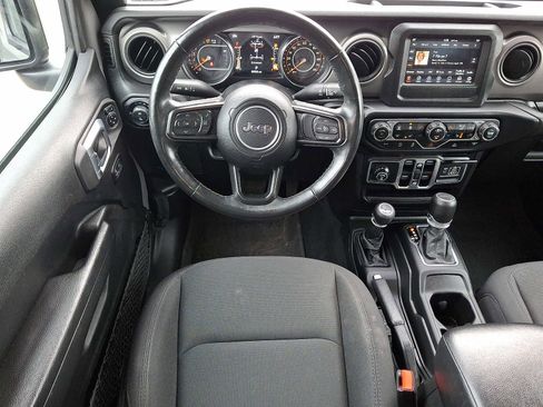 Used 2022 Jeep Gladiator Sport AWD/4WD image 11