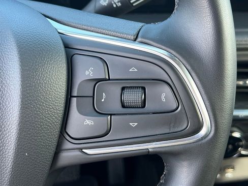Certified 2024 Buick Encore GX Sport Touring image 31