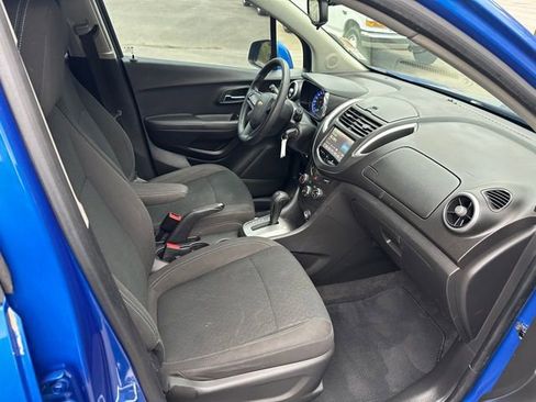 Used 2015 Chevrolet Trax LS w/ LPO, Cargo Package image 12