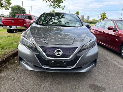 Used 2022 Nissan Leaf S FWD image 2