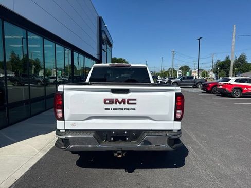 Used 2022 GMC Sierra 1500 Pro w/ Convenience Package AWD/4WD image 4