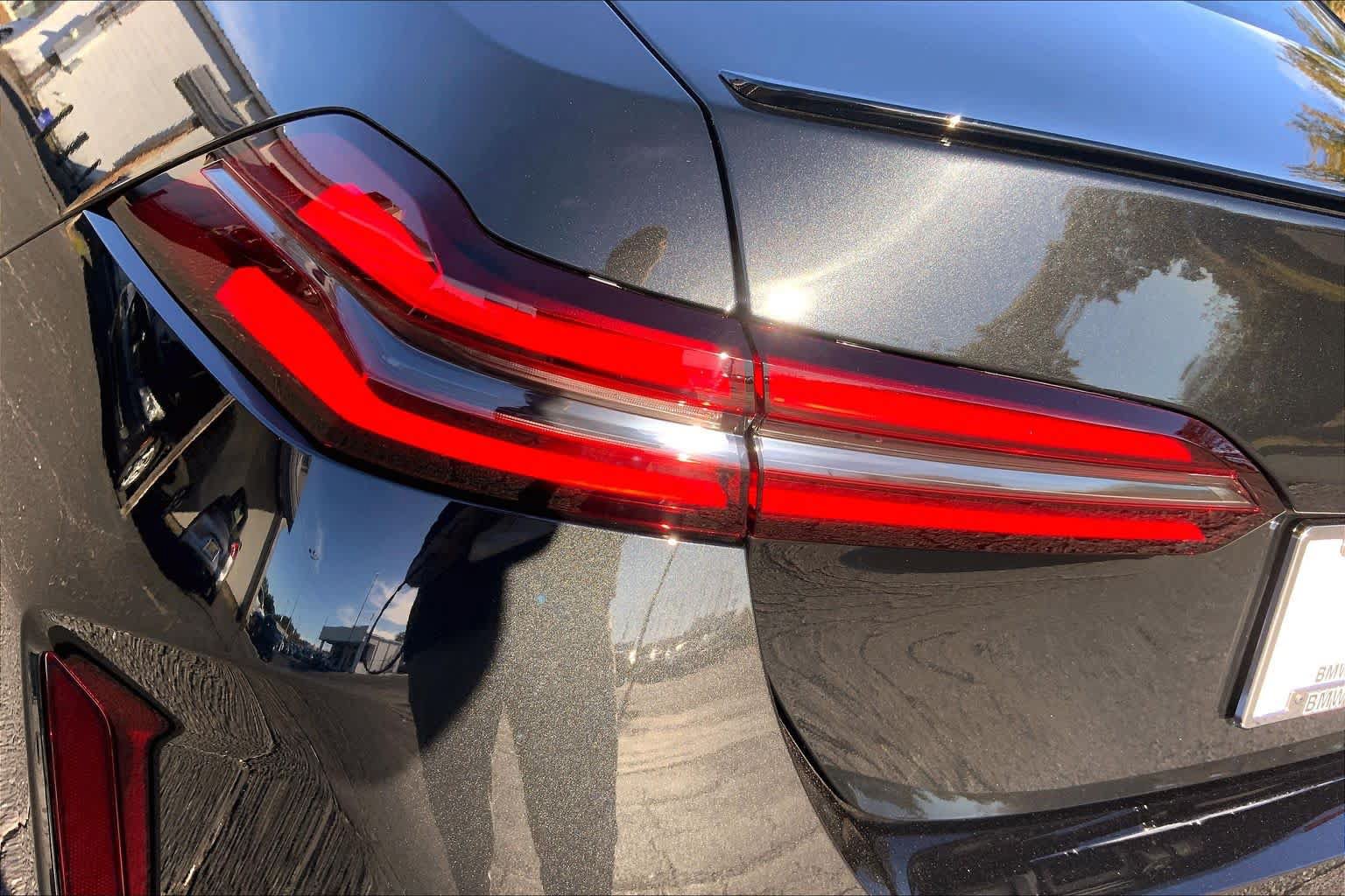 Used 2026 BMW M5 w/ Executive Package AWD/4WD image 15