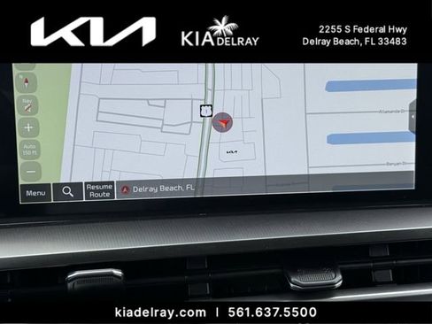 Used 2024 Kia Telluride LX FWD image 18