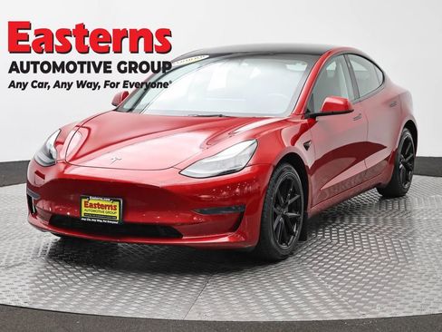 Used 2023 Tesla Model 3 Standard Range RWD image 1