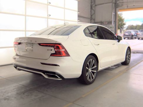 Used 2022 Volvo S60 B5 Inscription AWD/4WD image 2