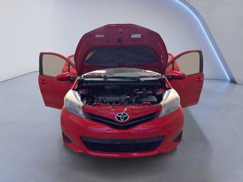 Used 2014 Toyota Yaris L FWD image 8