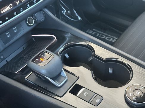 New 2026 Nissan Rogue SV w/ Rock Creek Premium Package AWD/4WD image 21