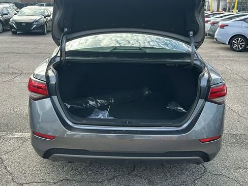 New 2025 Nissan Sentra SV image 7