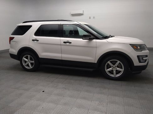 Used 2017 Ford Explorer Sport w/ Equipment Group 401A AWD/4WD image 11