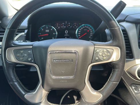 Used 2018 GMC Yukon Denali w/ Denali Ultimate Package AWD/4WD image 15