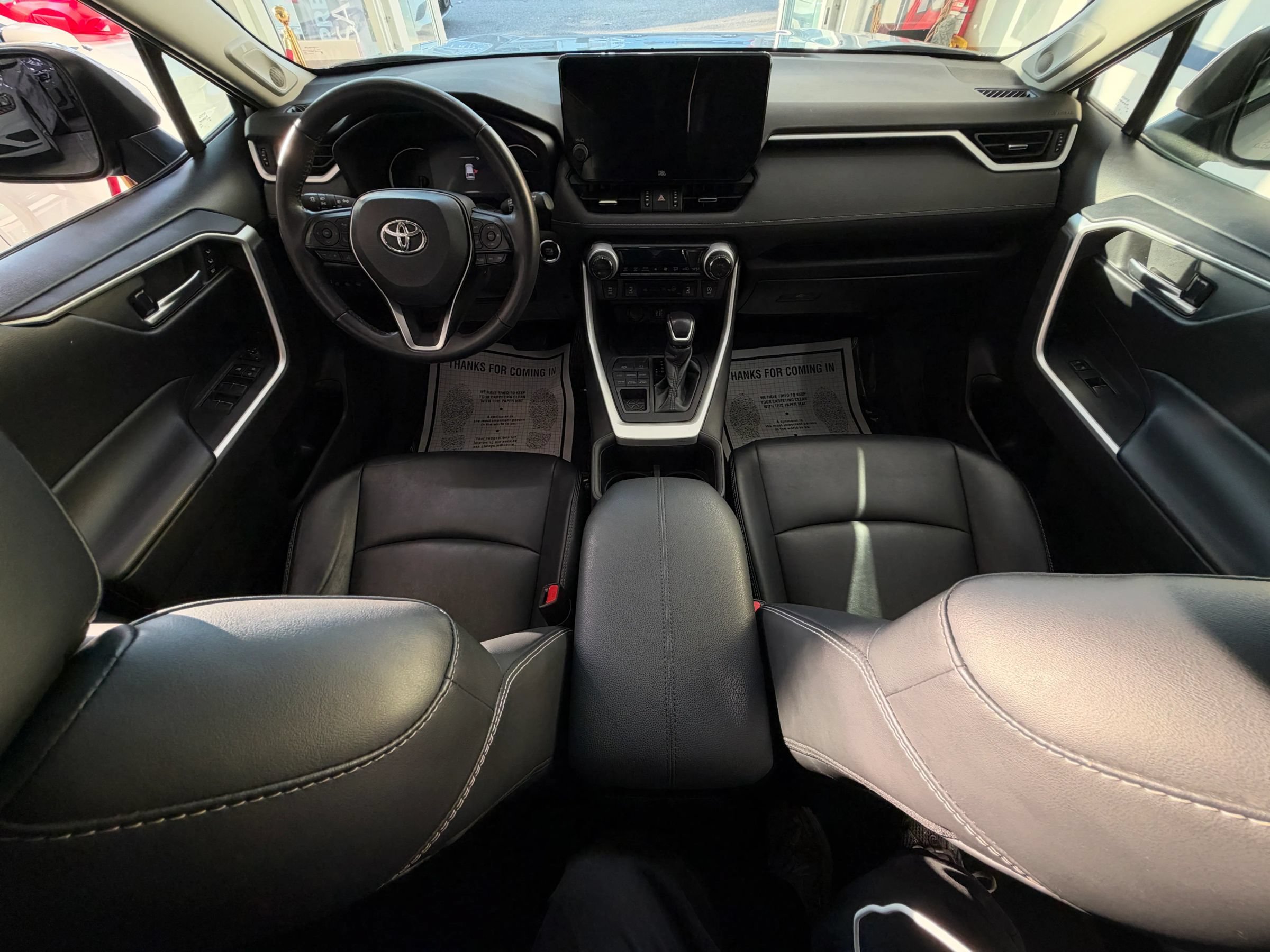 Used 2023 Toyota RAV4 XLE Premium AWD/4WD image 28