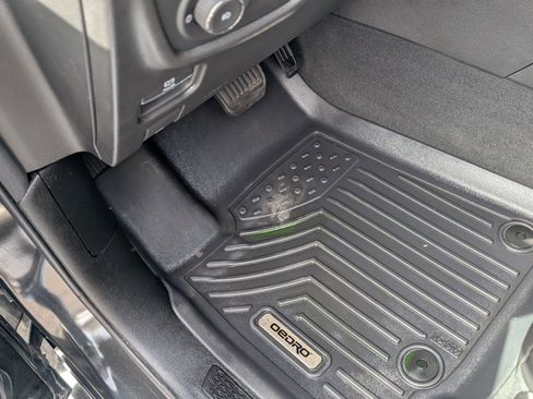 Used 2024 Jeep Grand Cherokee Limited image 50