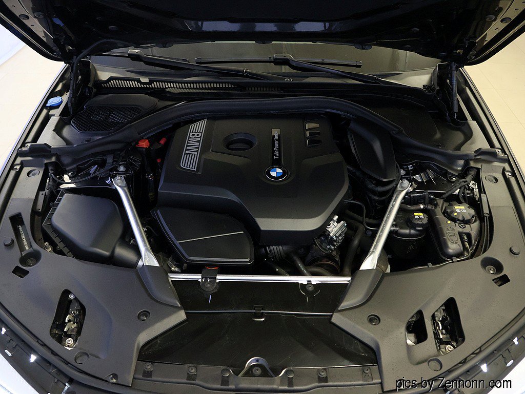 Certified 2019 BMW 530i xDrive w/ Convenience Package AWD/4WD image 37