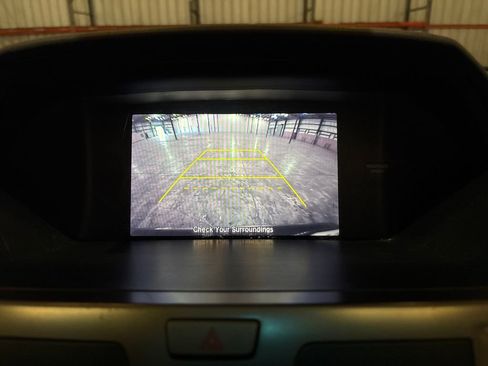 Used 2014 Honda Odyssey LX image 19